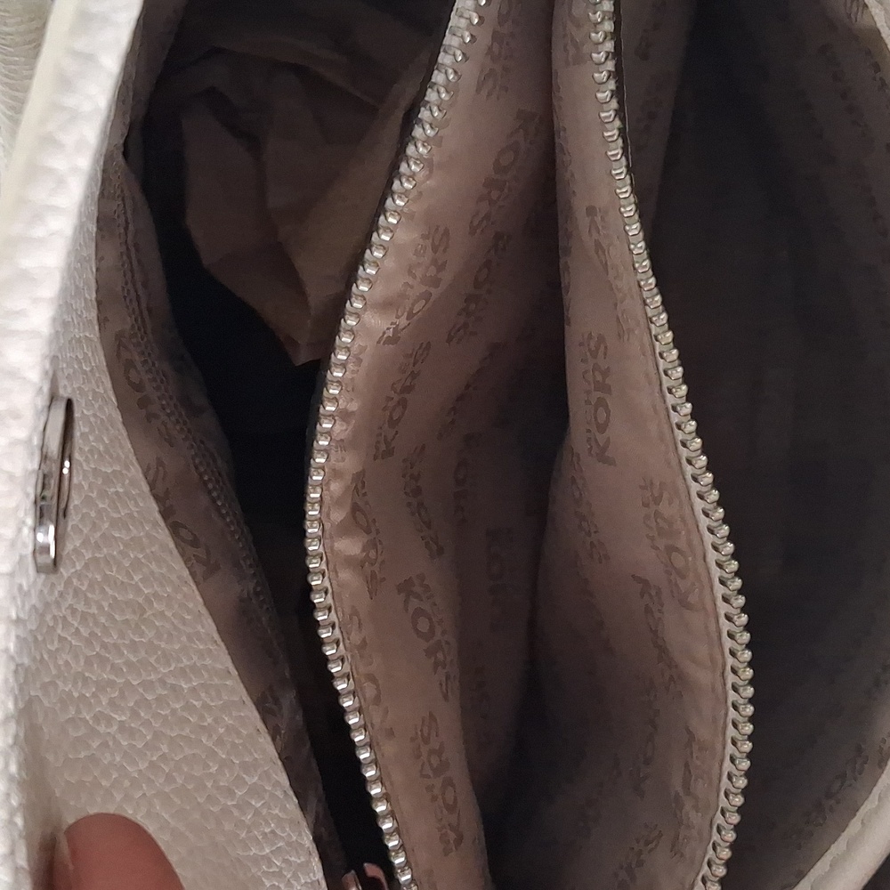 Michael Kors White With Silver Harware Satchel Bag - Large - Picture 12 of 16